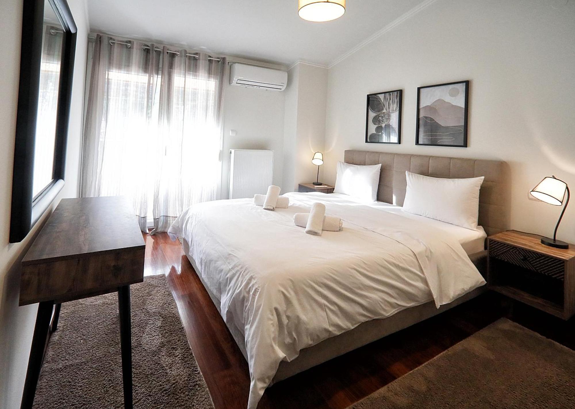 Swan Lake Front Apartment Kastoria Exterior foto